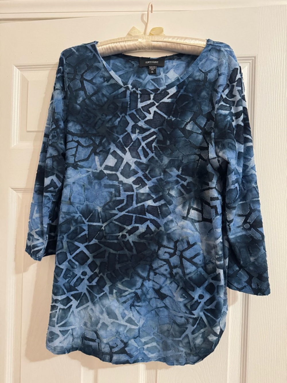 Karen Kane Navy and Blue Abstract Pattern Tunic